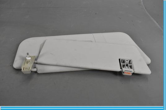 11-18 Volkswagen VW Touareg Right Passenger Side Sunvior Sun Visor W/Mirror Oem