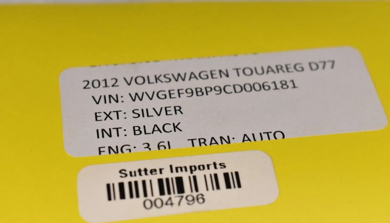 Load image into Gallery viewer, 11-14 Volkswagen VW Touareg Front Right Side Interior Door Trim Panel Black Oem
