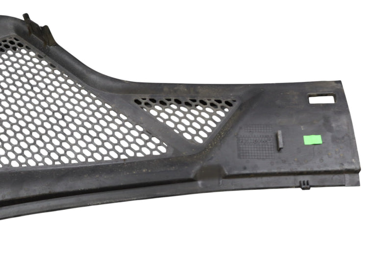 Load image into Gallery viewer, 14-18 BMW X5 F15 Front Right Passenger Side Cowl Vent Panel Slotted Firewall Oem
