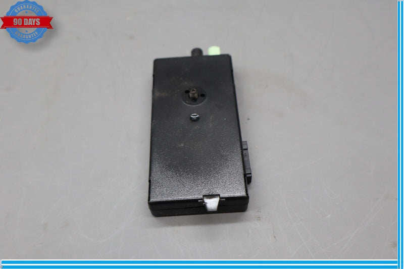 Load image into Gallery viewer, 14-16 BMW 320i 328i 428i Antenna Amplifier Booster Control Module AM/FM Oem
