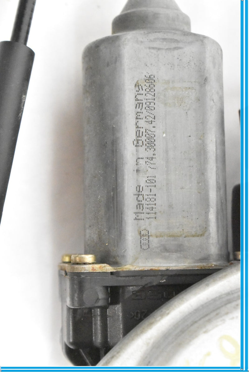 Load image into Gallery viewer, 2007-2013 BMW E70 X5 FRONT RIGHT PASSENGER DOOR WINDOW REGULATOR MOTOR 

