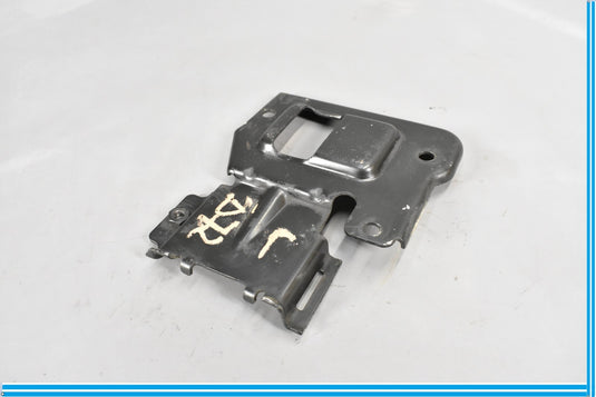 00-06 Mercedes S500 S600 W220 Left Driver Side Radiator mount bracket Holder Oem