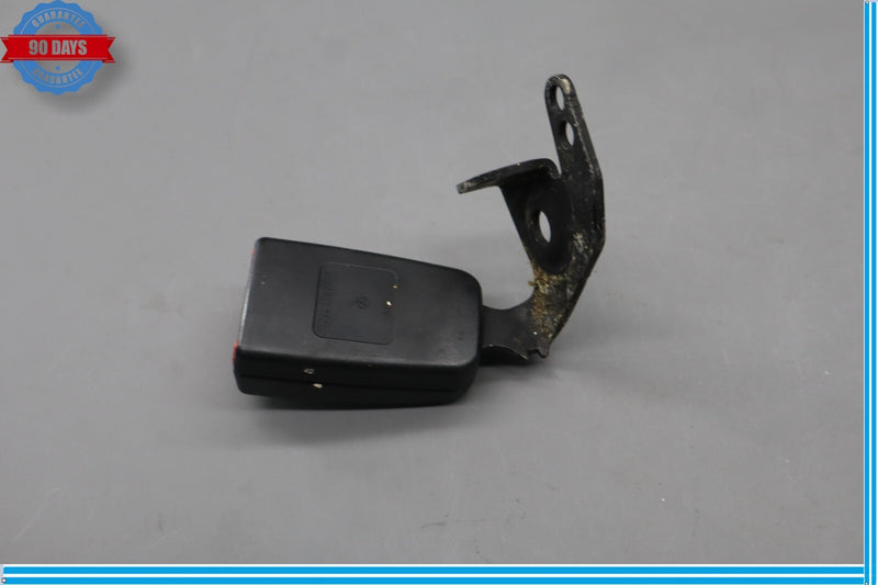 Load image into Gallery viewer, 08-15 Mercedes C300 C350 C63 AMG Rear Right Seat Belt Buckle Black Oem
