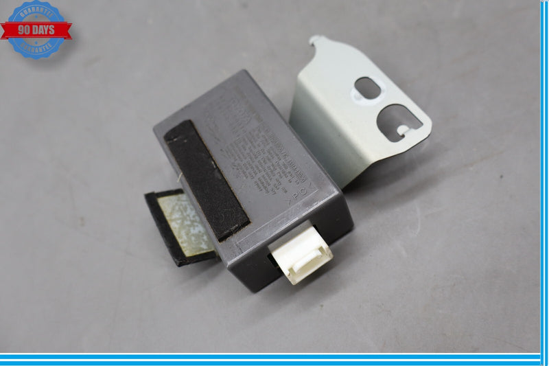 Load image into Gallery viewer, 07-10 Lexus LS460 LS460L TPMS Tire Pressure Monitor Receiver Module Unit Oem
