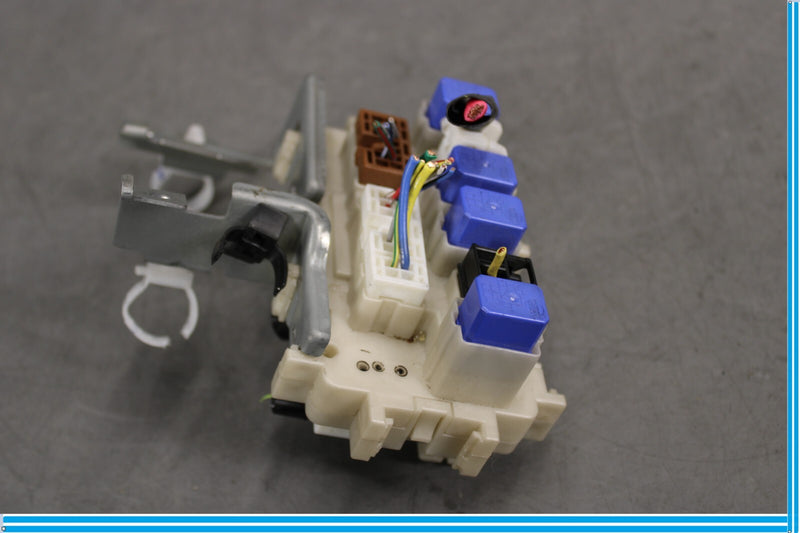 Load image into Gallery viewer, 11-17 Infiniti QX56 QX80 Fuse Box Junction Block Control Unit Module Oem
