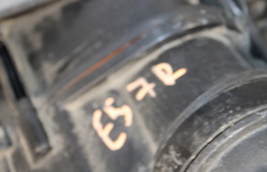 03-13 Bentley Continental Flying Spur GTC Right Side Air Cleaner Filter Box Oem