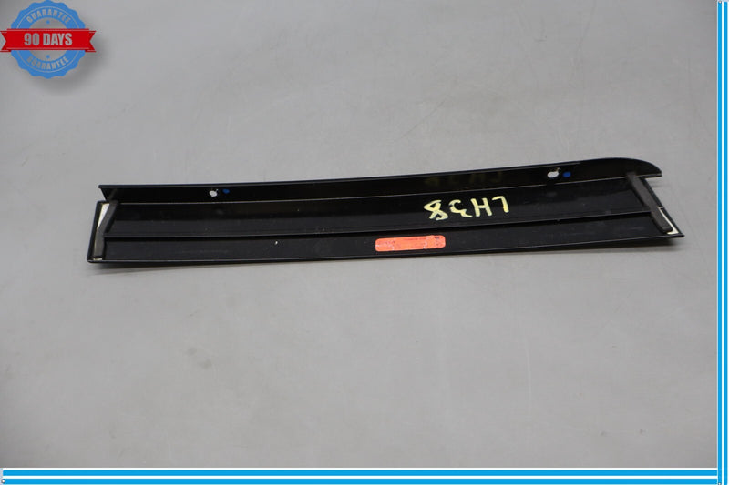 Load image into Gallery viewer, 13-19 Mercedes X166 GL320 GL450 Rear Left C-Pillar Window Glass Molding Oem
