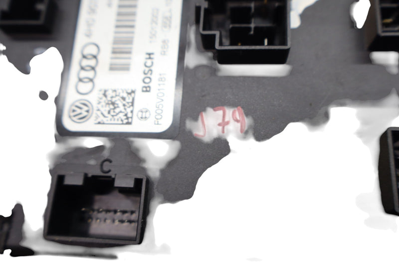 Load image into Gallery viewer, 11-14 Volkswagen VW Touareg Onboard Power Supply Body Control Module Unit Oem
