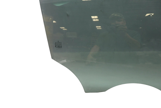 12-19 Mercedes GL450 GLE43 AMG Front Right Passenger Side Door Window Glass Oem
