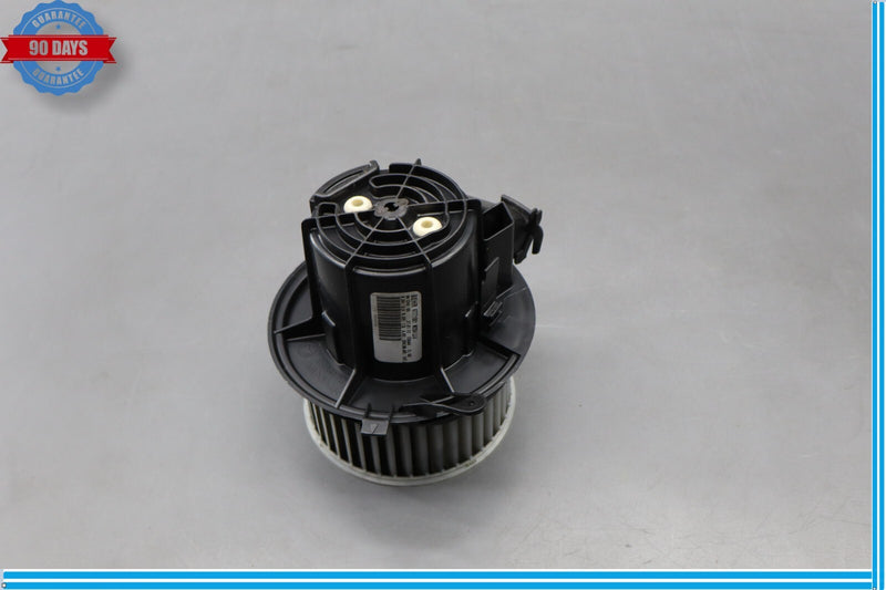 Load image into Gallery viewer, 12-18 Mercedes W218 CLS550 CLS400 AC A/C Heater Blower Motor Fan Oem
