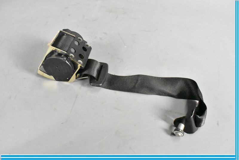 Load image into Gallery viewer, 04-13 Maserati Quattroporte M139 Rear Center Seat Belt Retractor Black Oem

