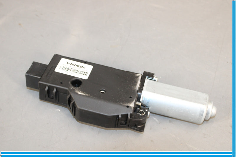 Load image into Gallery viewer, 11-17 Infiniti QX56 QX80 Upper Sun Roof Sunroof Moonroof Motor Oem
