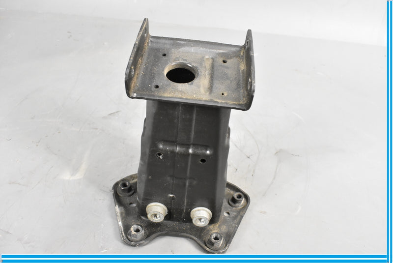 Load image into Gallery viewer, 07-13 Mercedes S550 S600 Front Left Driver Side Bumper Reinforcement Bracket Oem
