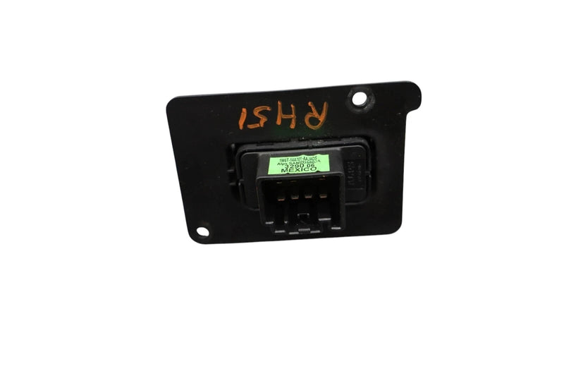 Load image into Gallery viewer, 02-05 Ford Thunderbird LS Rear Right Passenger Side Window Button Black OEM
