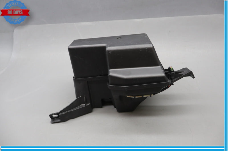 Load image into Gallery viewer, 07-12 Mercedes GL450 GL550 Rear Subwoofer Speaker Harman Kardon 1648203502 Oem
