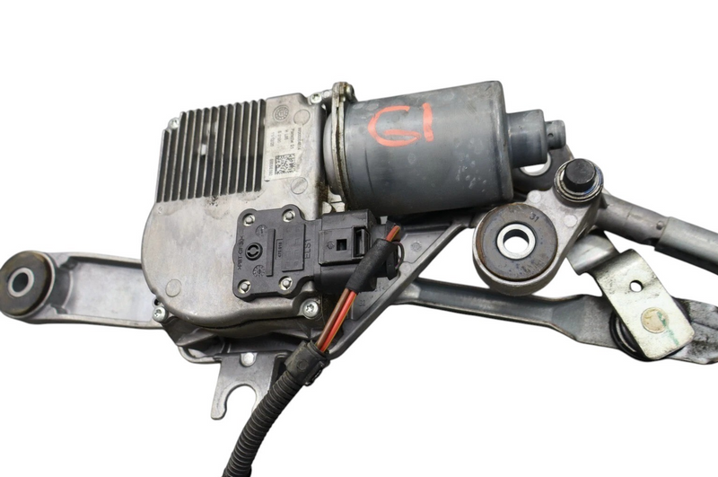 Load image into Gallery viewer, 10-13 Porsche Panamera 970 4S GTS Turbo S Windshield Wiper Motor 97062410502 Oem
