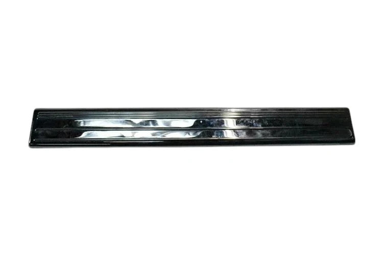 Load image into Gallery viewer, 00-06 Mercedes W220 S430 S600 S500 Door Step Sill Scuff Plate Set of 4 Oem
