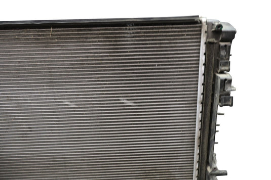 14-22 Maserati Ghibli 3.0L Front Engine Cooling Radiator Assembly 670038340 Oem