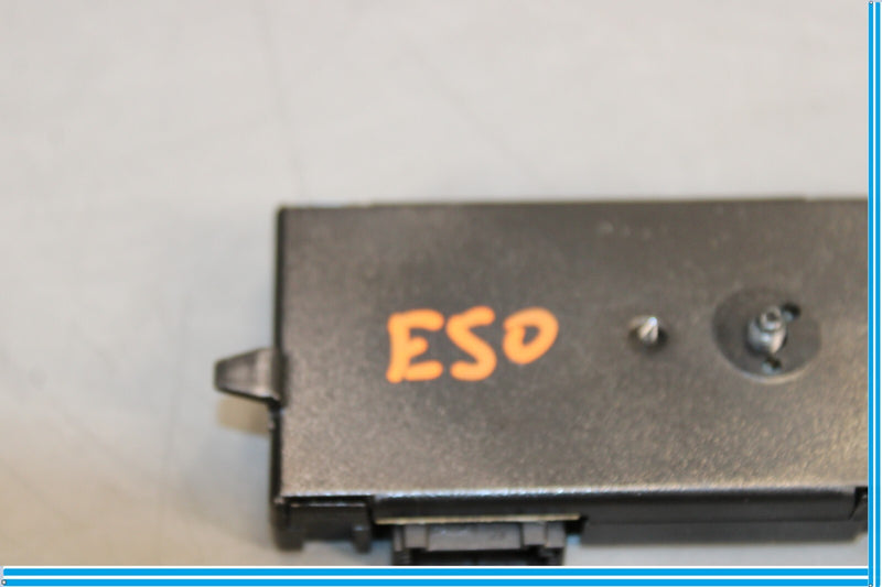 Load image into Gallery viewer, 12-18 BMW 320i 328i F30 AM FM Antenna Amplifier Booster Control Module Oem
