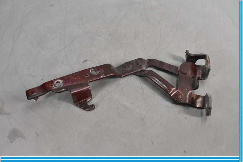 Load image into Gallery viewer, 04-13 Maserati Quattroporte M139 Front Right Passenger Side Hood Hinge Oem
