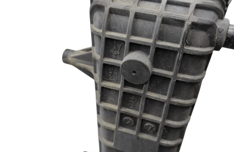 Load image into Gallery viewer, 14-17 Maserati Ghibli 3.0L Right Side Turbocharger Intercooler 16474840 Oem
