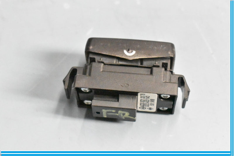 Load image into Gallery viewer, 03-06 Mercedes CL500 S55 AMG W215 Front Right Passenger Window Switch Oem
