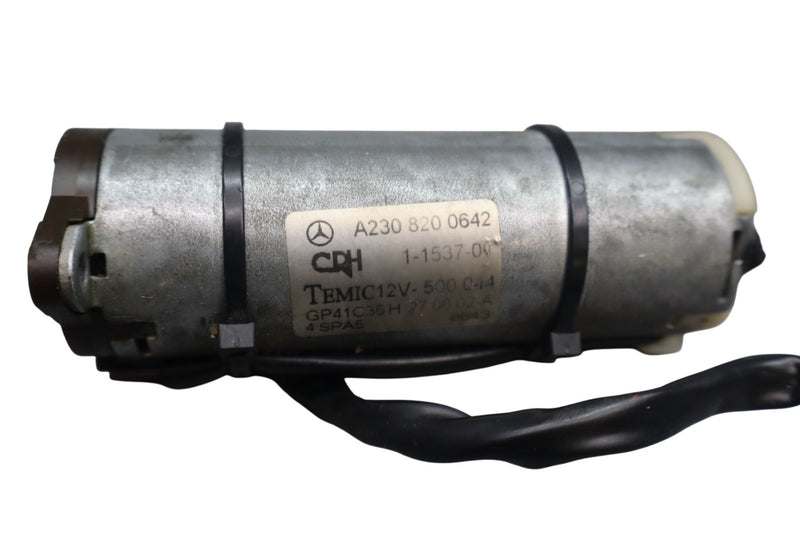 Load image into Gallery viewer, 03-12 Mercedes R230 SL500 Front Left Driver Side Seat Adjustment Motor Oem
