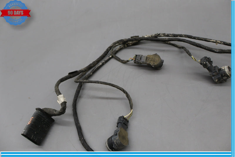 Load image into Gallery viewer, 10-14 Mercedes CLS550 CLS400 Bumper Parking Sensor PDC Black W/Wires Oem
