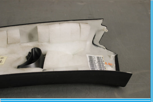 11-18 Porsche Cayenne Rear Left C Pillar Upper Quarter Panel Trim Cover Oem