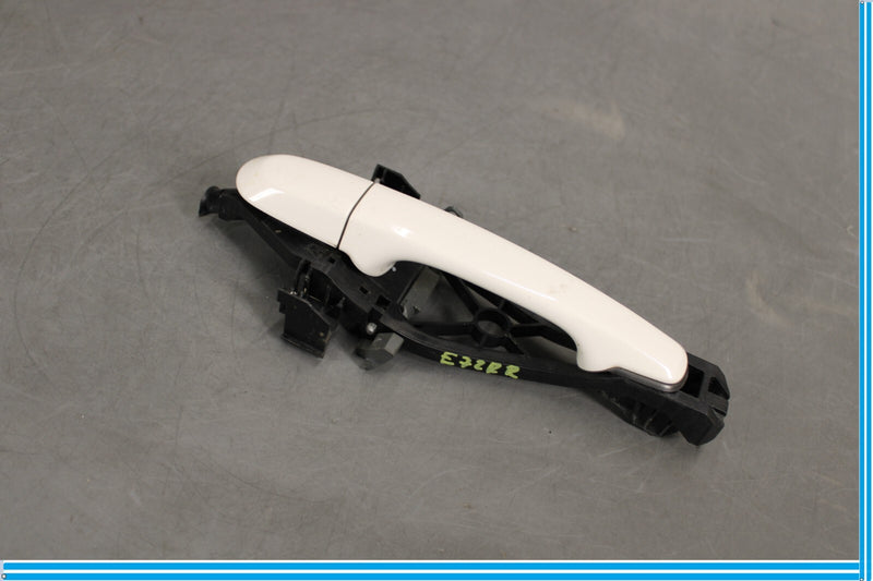 Load image into Gallery viewer, 09-15 Jaguar XF XFR X250 Rear Right Side Exterior Door Handle w/ Bracket Oem
