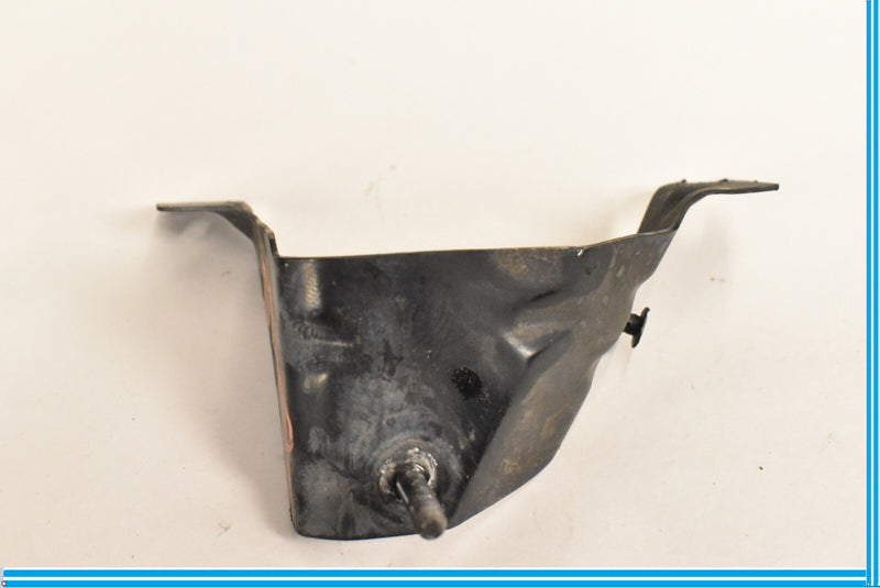 Load image into Gallery viewer, EXTERIOR bracket front right Mercedes R230 SL 230
