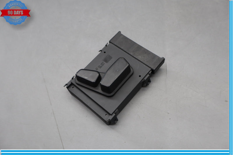 Load image into Gallery viewer, 14-20 Maserati Ghibli Levante Front Right Side Seat Control Switch Module Oem
