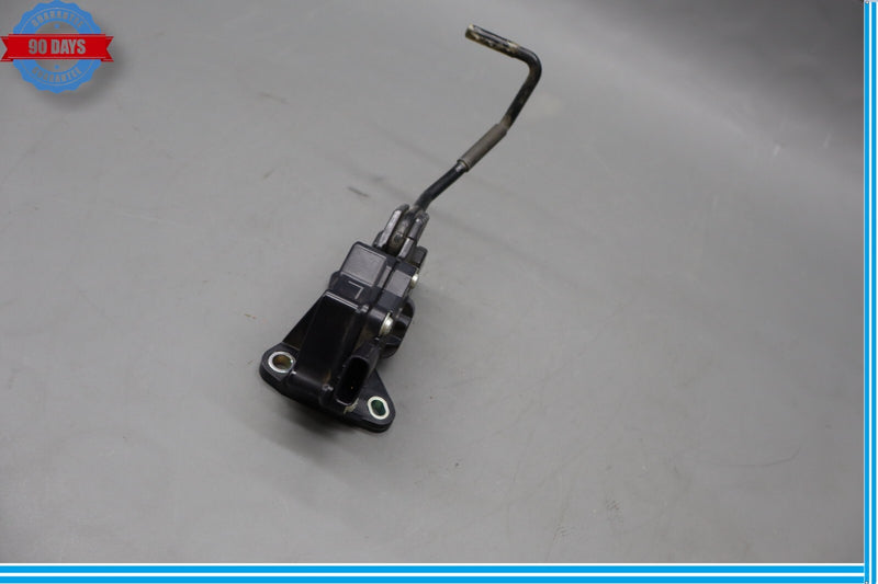 Load image into Gallery viewer, 07-12 Lexus XF40 LS460 Gas Acceleration Pedal Accelerator Sensor 78110-50010 Oem
