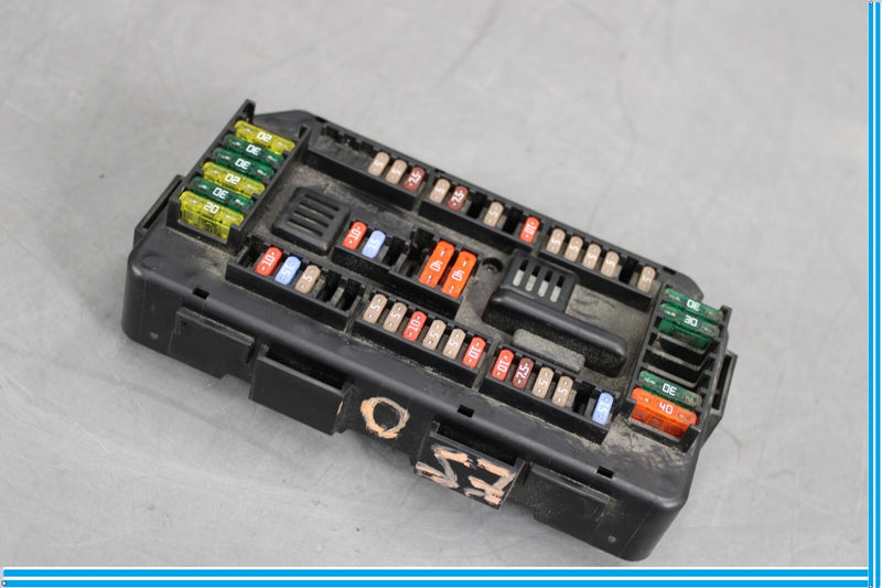 Load image into Gallery viewer, 12-16 BMW F30 328i 335i Front Fuse Relay Box Module Oem
