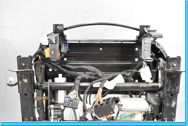 Load image into Gallery viewer, 03-08 Maserati Quattroporte Bottom Front Right Passenger Seat Rail Frame Oem
