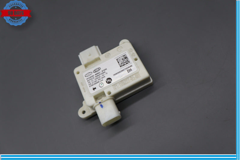 Load image into Gallery viewer, 15-16 Hyundai Genesis Right Side Seat Occupant Detection Sensor Module Oem
