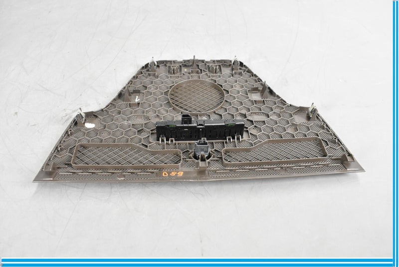 Load image into Gallery viewer, 12-18 Mercedes CLS550 CLS63 CLS400 Dashboard Dash Grille Speaker Cover Oem
