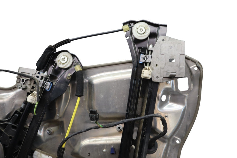 Load image into Gallery viewer, 12-18 Mercedes CLS550 W218 Front Left Side Door Window Regulator Assembly Oem
