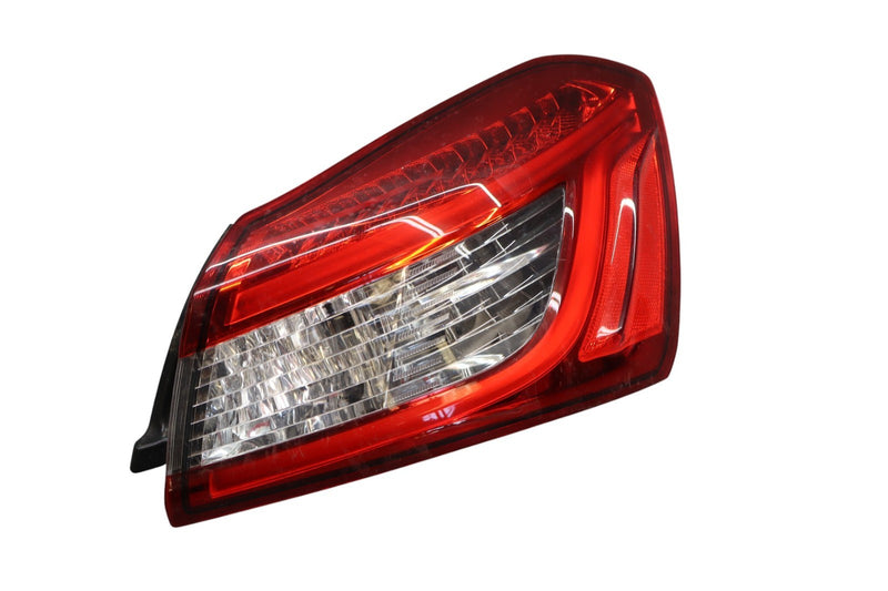 Load image into Gallery viewer, 14-20 Maserati Ghibli M157 Rear Right Passenger Side Outer Tail Light Lamp Oem
