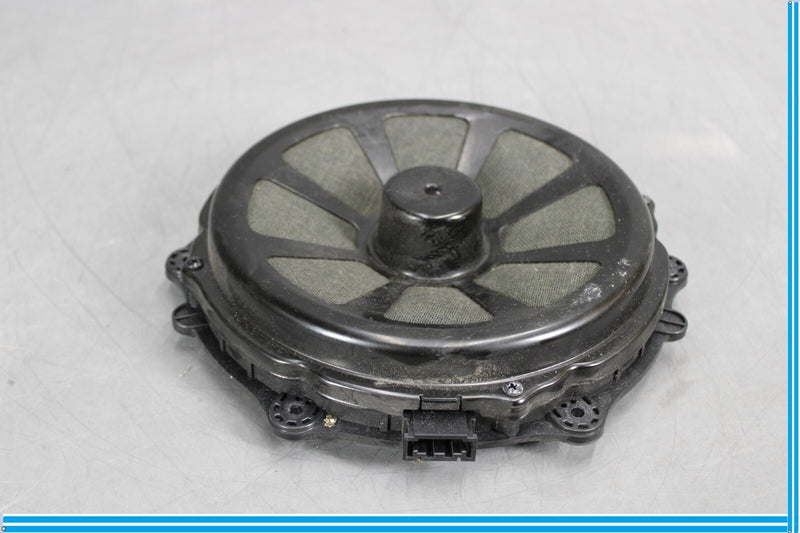 Load image into Gallery viewer, 11-18 Porsche Cayenne Front Right Passenger Side Seat Door Audio Speaker Oem
