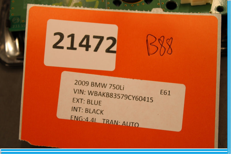 Load image into Gallery viewer, 09-15 BMW 750Li F01 F02 Rear Interior Overhead Console Dome Reading Light Oem
