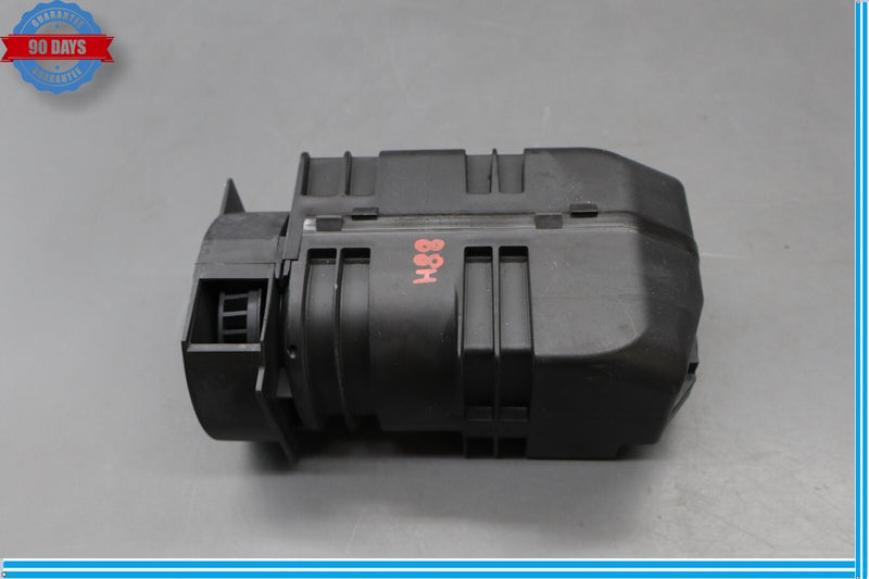 Load image into Gallery viewer, 07-20 Mercedes CLS550 SL550 Dynamic Seat Vacuum Pump 0008003648 Oem
