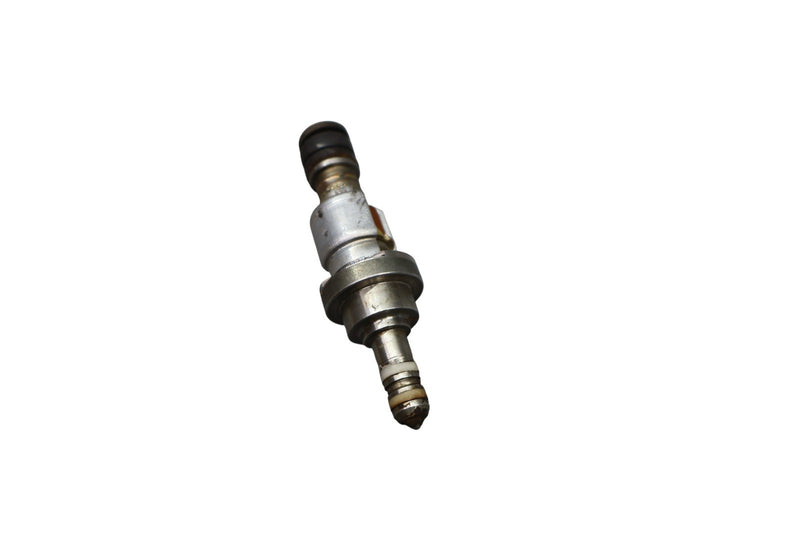Load image into Gallery viewer, 07-17 Lexus LS460 LS460L Front Engine Fuel Injector 2325031020 Oem
