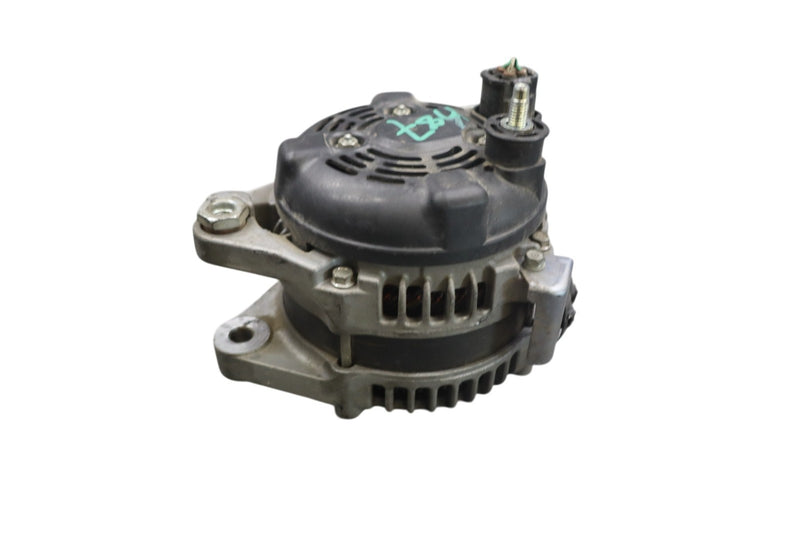 Load image into Gallery viewer, 15-17 Hyundai Genesis G80 Engine Alternator Generator 373003C552 Oem
