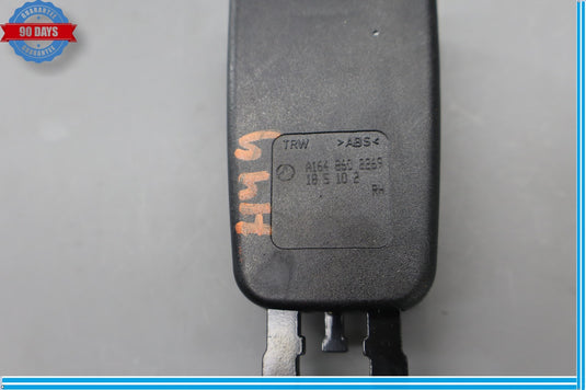07-12 Mercedes GL450 GL550 Rear Right Passenger Side 3rd Row Seat Belt Buckle Oe