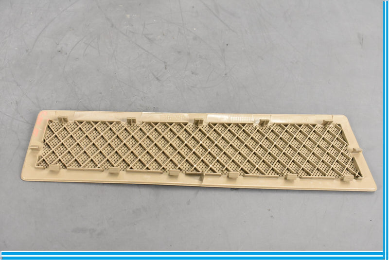 Load image into Gallery viewer, Mercedes X166 GL-Class Rear Quarter Panel Trunk Trim Vent Grille Oem

