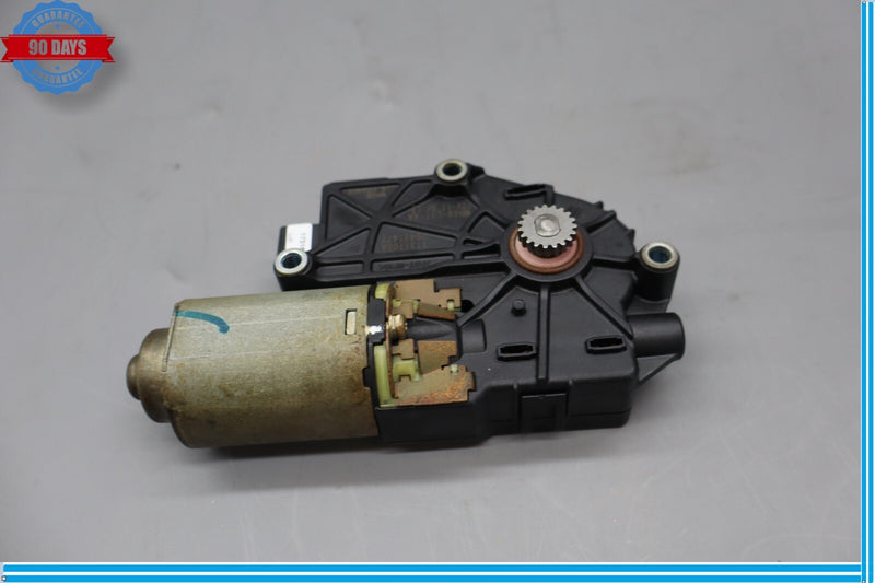 Load image into Gallery viewer, 12-18 BMW 320i 328i F30 Sunroof Sun Roof Drive Motor Unit Actuator Oem
