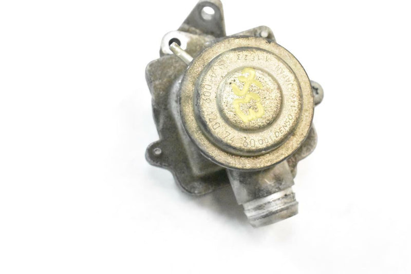 Load image into Gallery viewer, 07-11 Mercedes S550 CLK350 Engine Motor Air EGR Valve Assembly 0021407460 OEM
