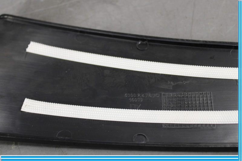 Load image into Gallery viewer, 14-17 Maserati Ghibli Right Passenger Side Exterior Trim Molding Black Oem
