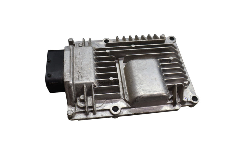 Load image into Gallery viewer, 13-18 Hyundai Genesis Fuel Injection Injector Drive Control Module Unit ECU Oem
